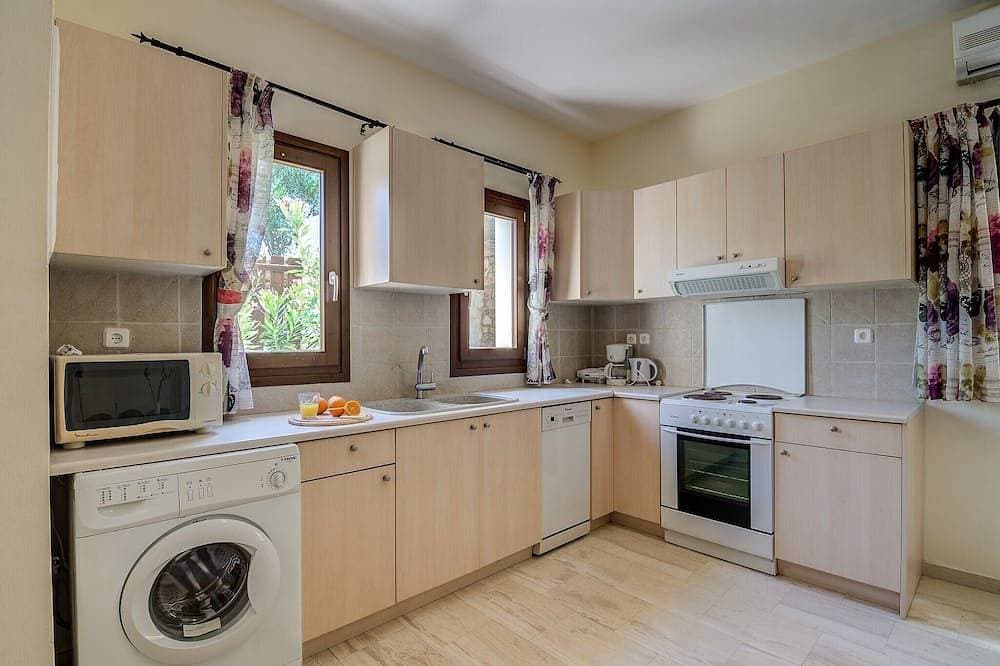 Foto 12 von 20: Artemis villa Makrigialos: 4 Schlafzimmer, privat pool, Meerblick, Wifi