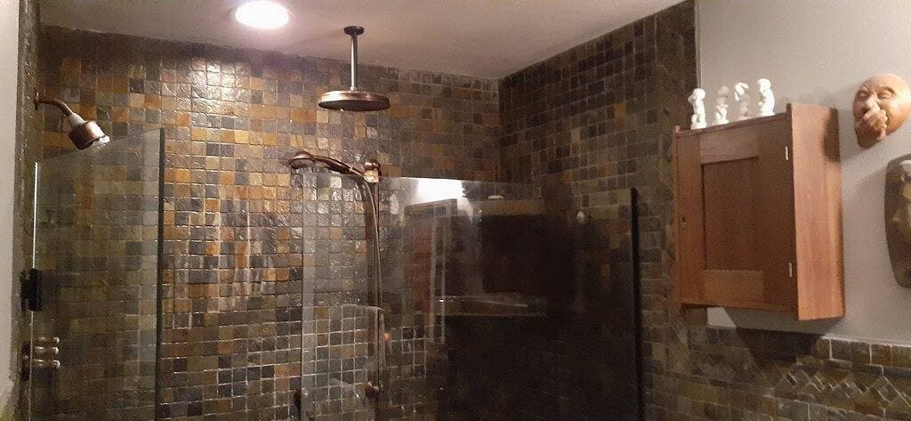 Quiet Garden Retreat Downtown Orlando - Private Apartment, Shared Pool and Patio 1