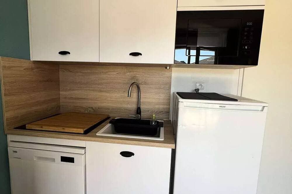 Foto 10 von 13: Fully equipped apartment in a complex with a pool in Verdon-sur-Mer