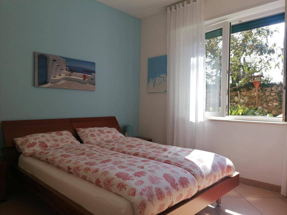 Foto 4 von 78: Two-Bedroom Apartment