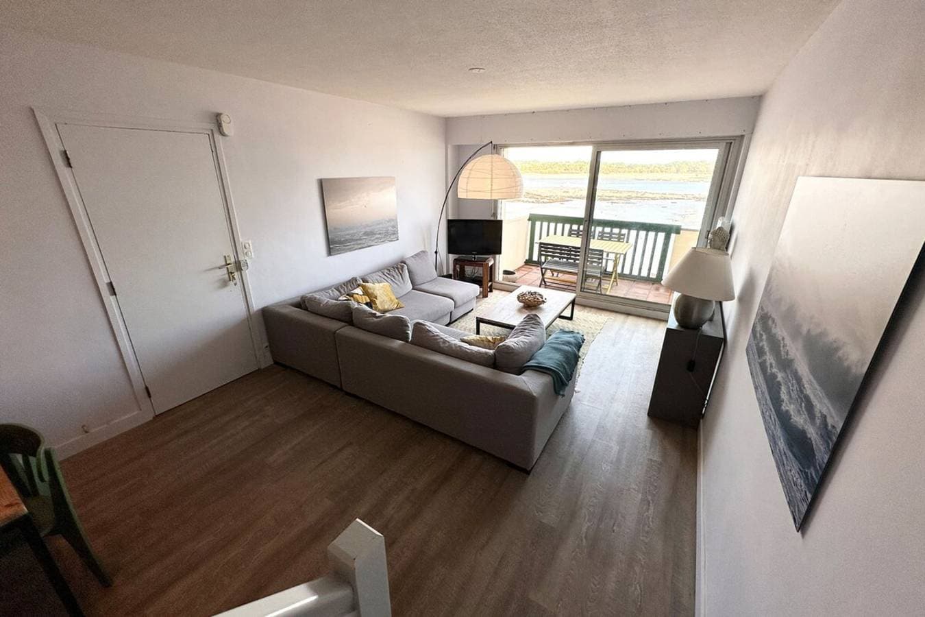 Foto 8 von 30: Ferienwohnung für 5 Personen mit Terrasse