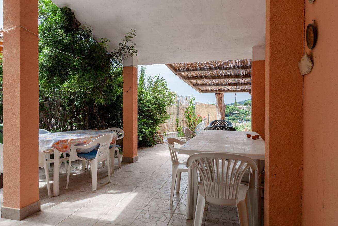 Foto 7 von 35: Ferienwohnung für 4 Personen mit Garten