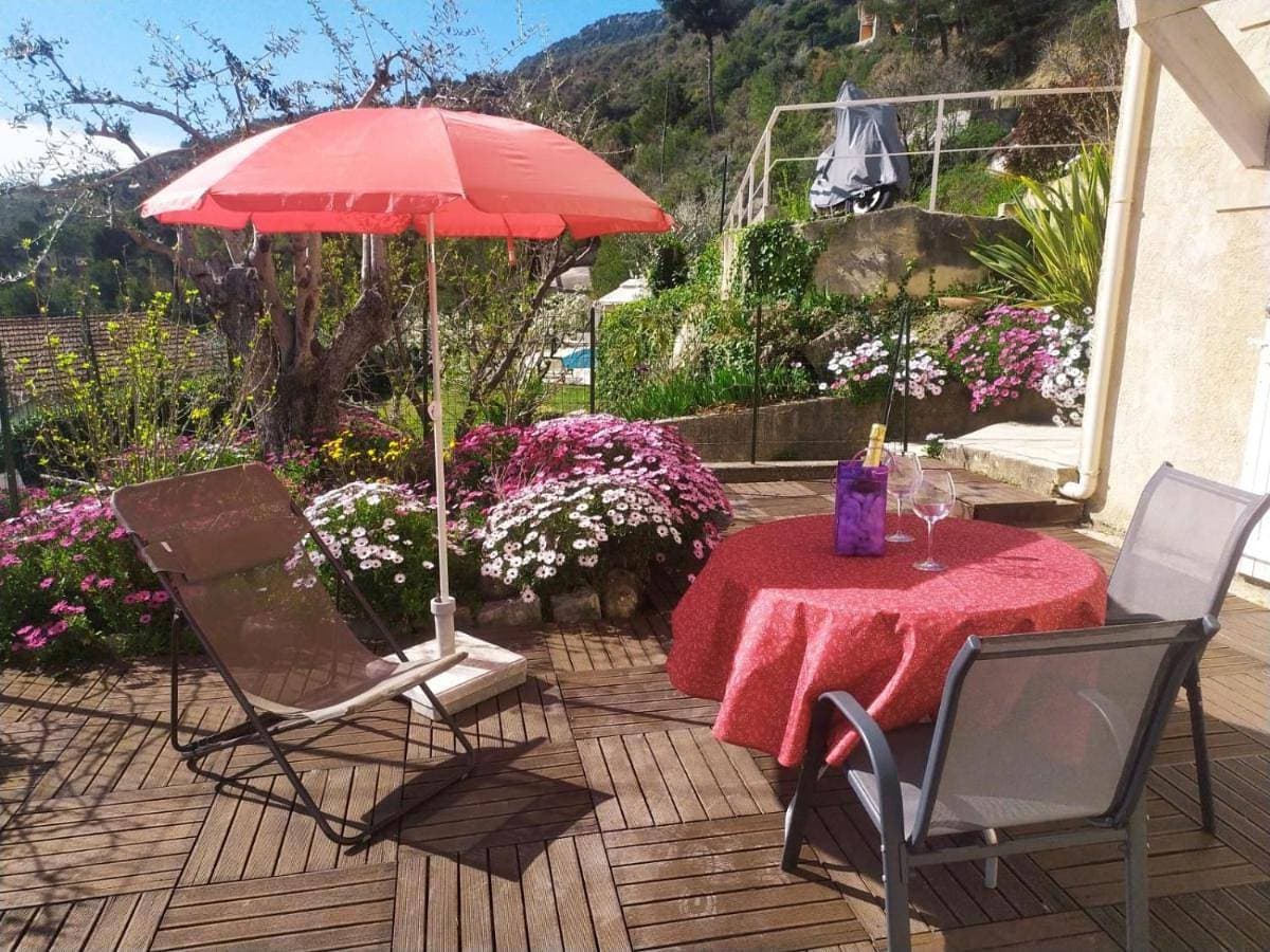 Studio le romantique à 20 kms de Nice 1