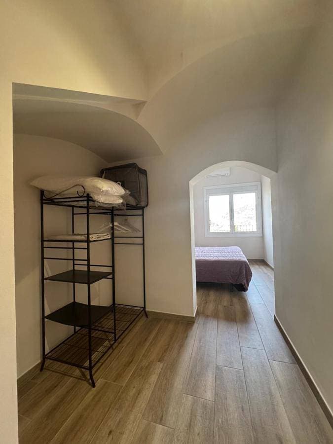 Foto 3 von 23: One-Bedroom Apartment