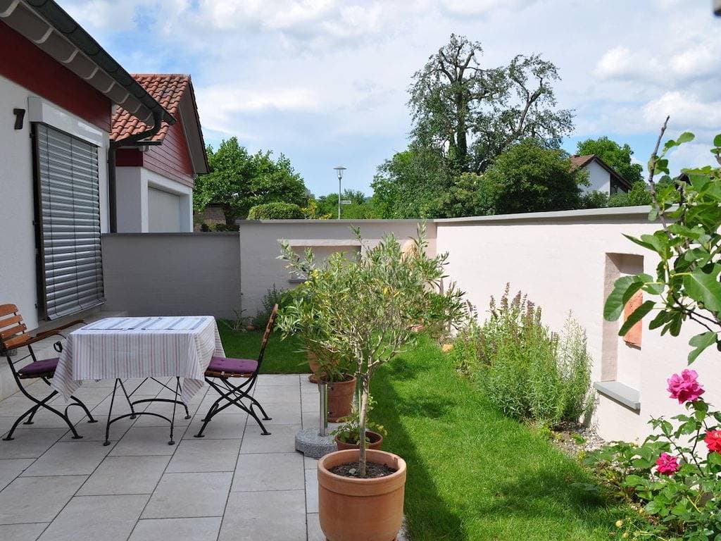 Foto 3 von 19: Ferienwohnung in Salem mit Schwimmbecken