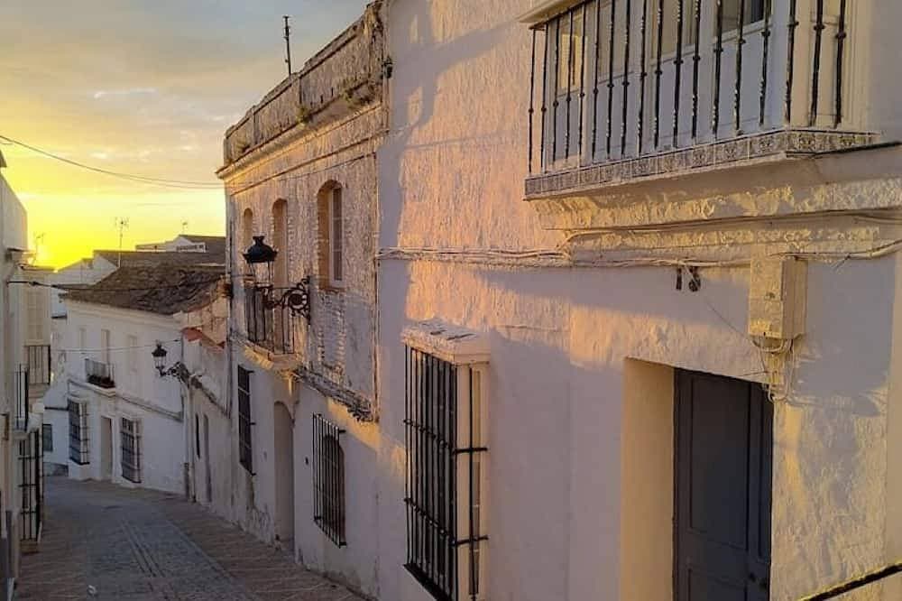 Casa Bombón - Andalusian charm in the heart of the city 1