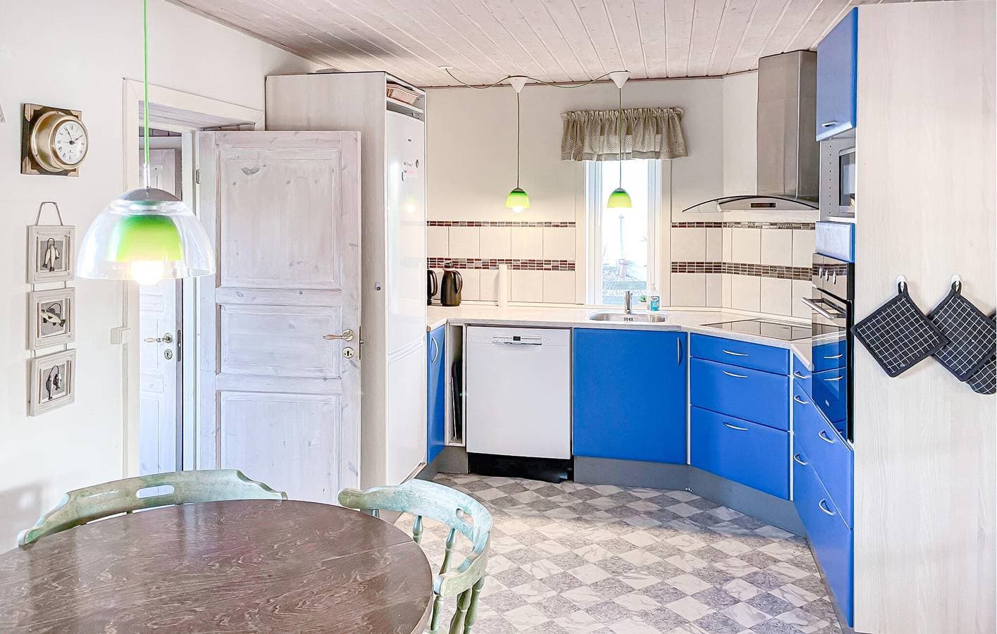 Foto 7 von 25: Ferienhaus für 8 Personen mit Terrasse
