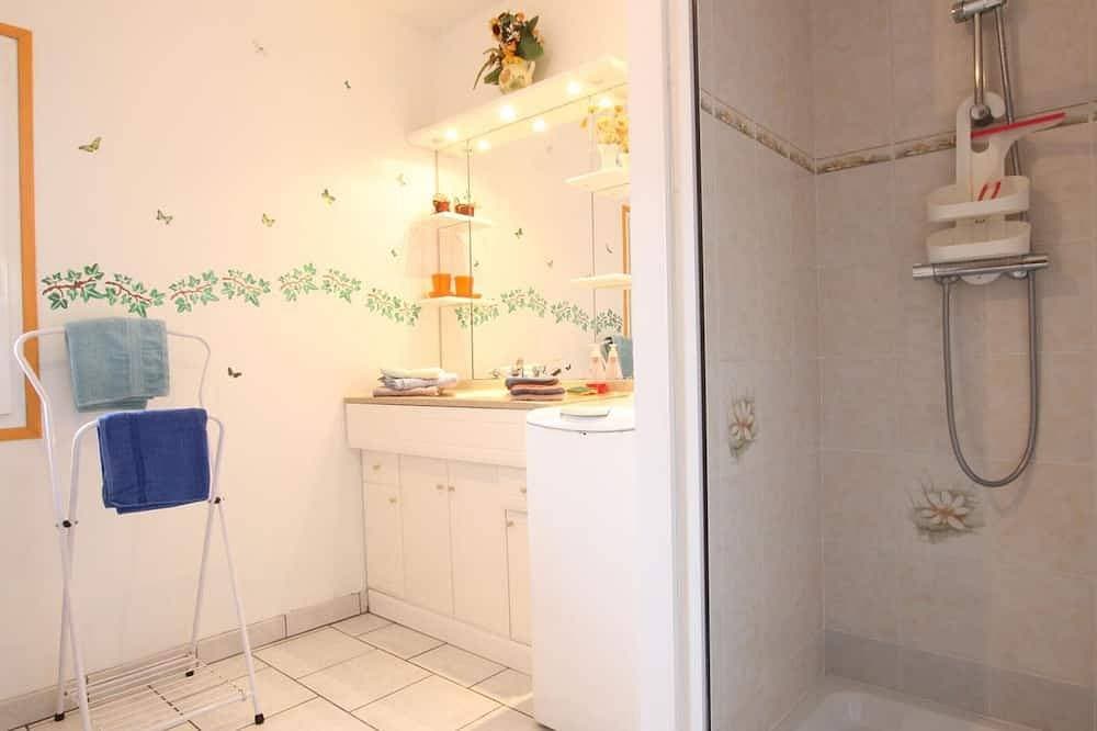 Foto 4 von 9: Charmantes Haus in Saint-Marcouf mit Privatem Garten