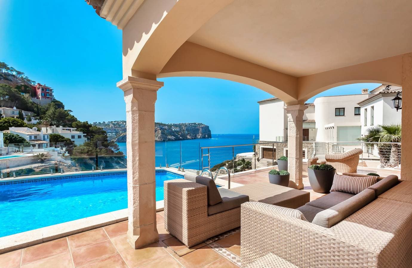 Villa con piscina en Cala Moragues 1