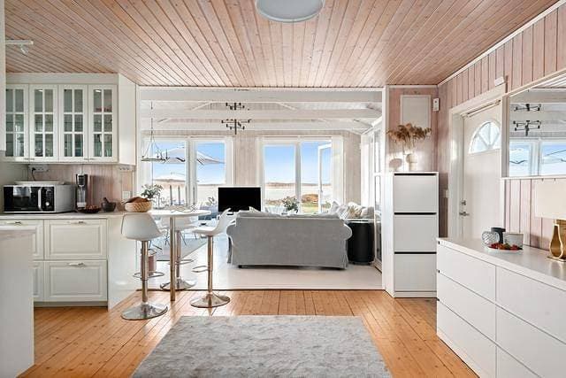 Foto 5 von 25: Ferienhaus mit Strandgrundstück, Boot und Anlegestelle in Småland