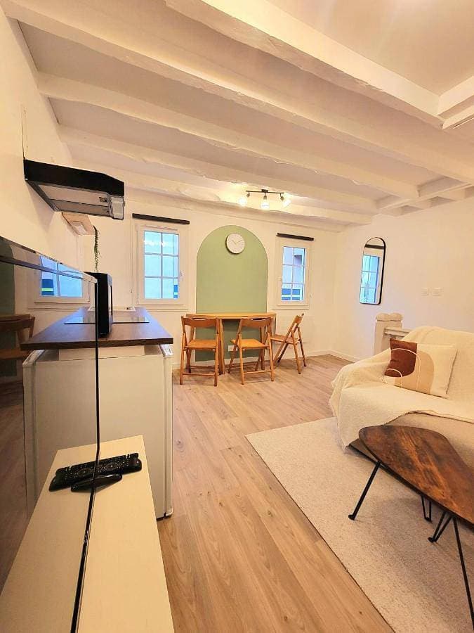 Foto 4 von 12: One-Bedroom Apartment