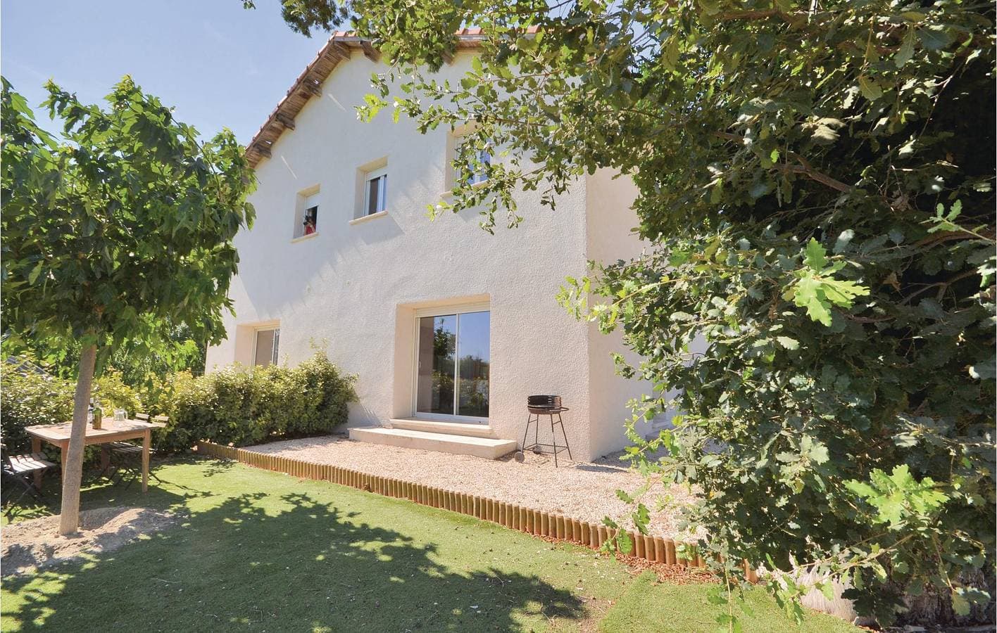 Foto 2 von 40: Rhone-Side Wohnung: AC, Pool, Parkplatz & WiFi!