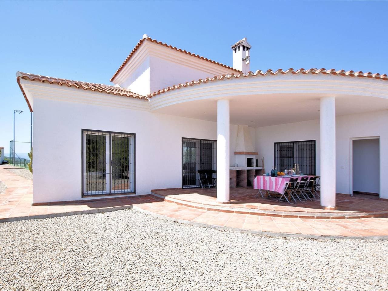 Foto 2 von 40: Villa mit Blick auf das Mittelmeer