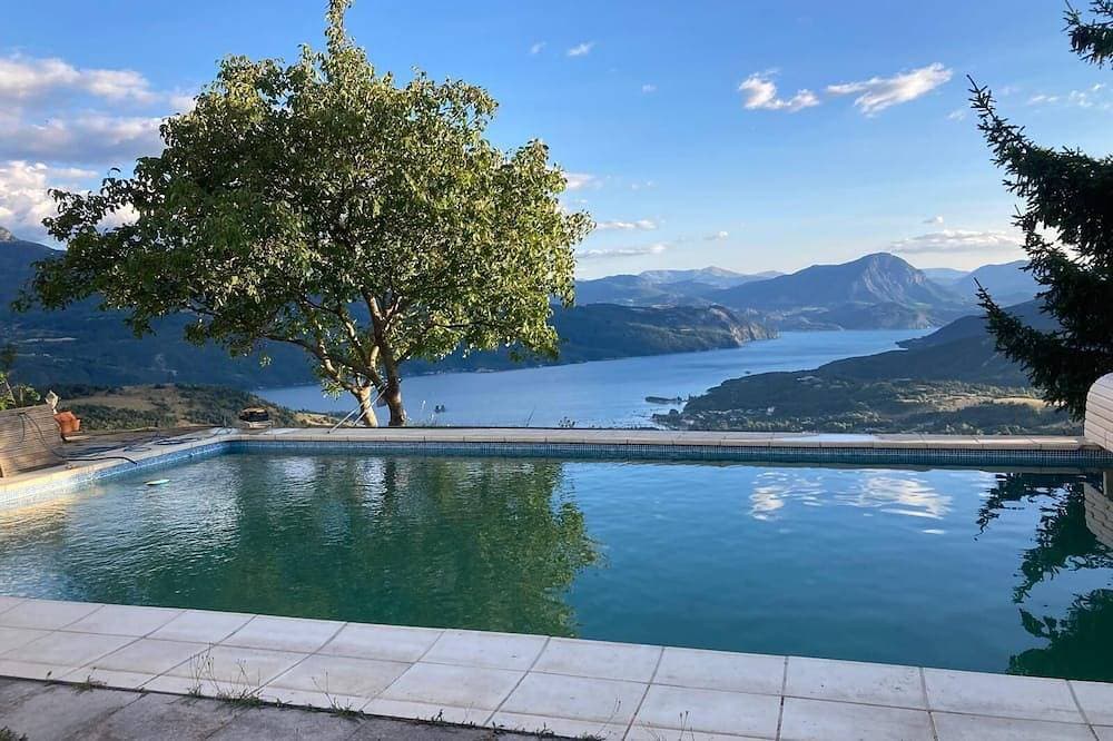Villa Morgon 160m² in 2 apartments, swimming pool, sauna, 5 bedrooms, sublime lake view 1