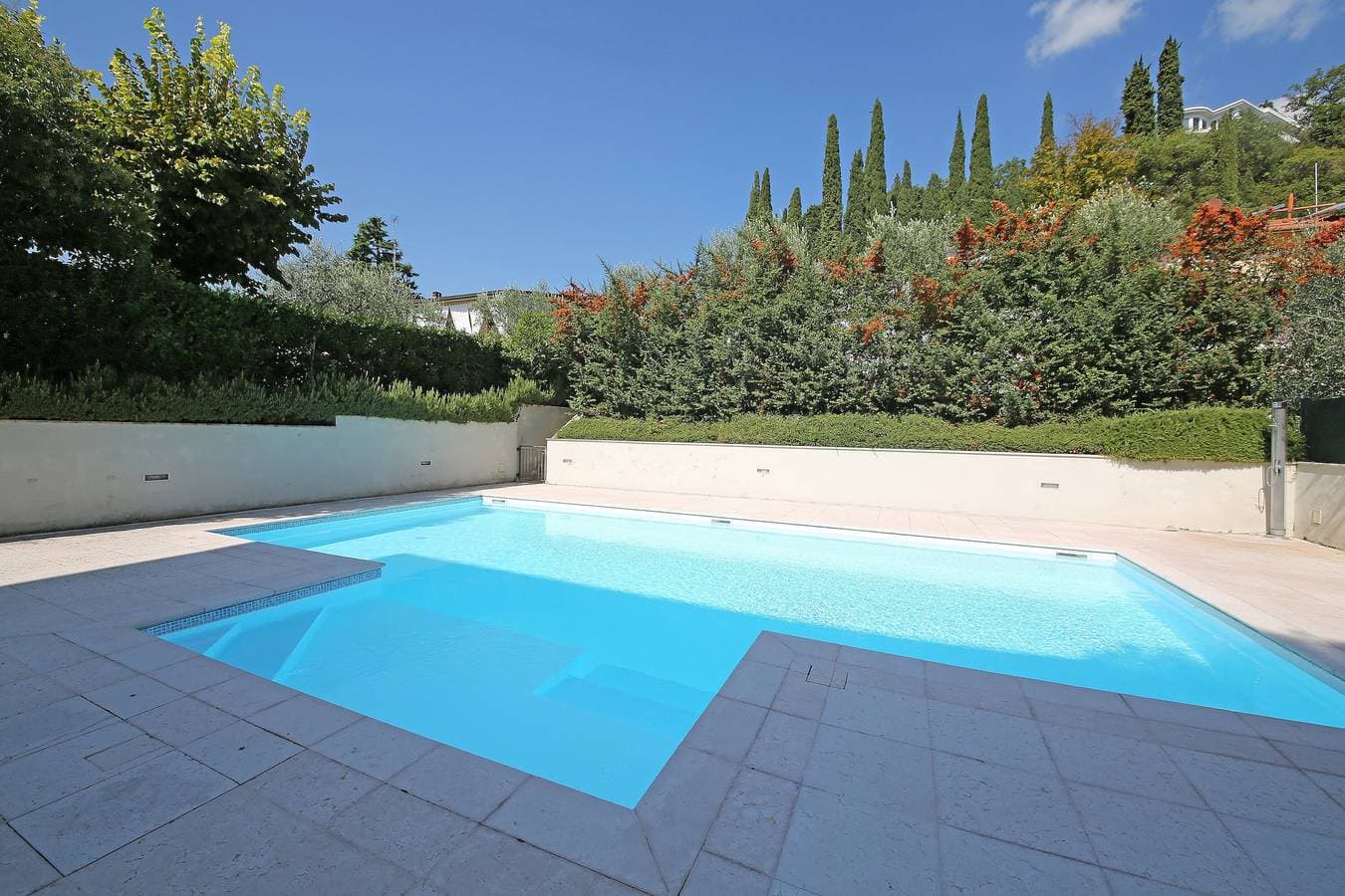 Foto 4 von 23: Ferienwohnung 'Villa Bornico Marisa' mit Seeblick, WLAN und Klimaanlage