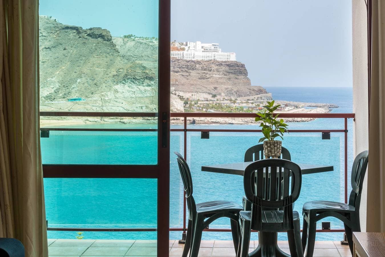 Foto 7 von 26: Ferienwohnung Su Eminencia nahe am Strand mit Meerblick und Gemeinschaftspool
