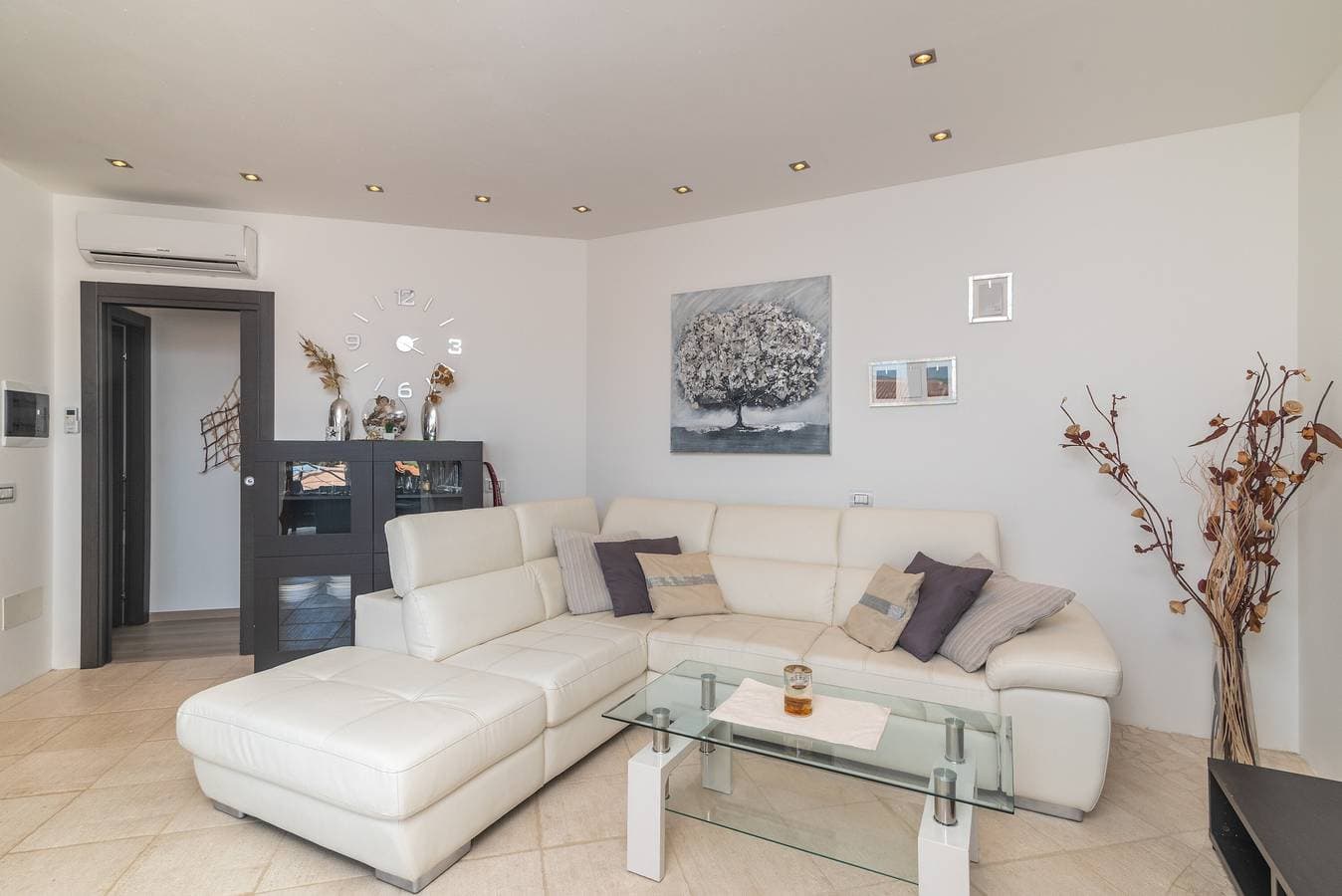 Foto 2 von 20: Ferienhaus 'Appartamento Porto Pozzo' mit Meerblick, WLAN und Klimaanlage