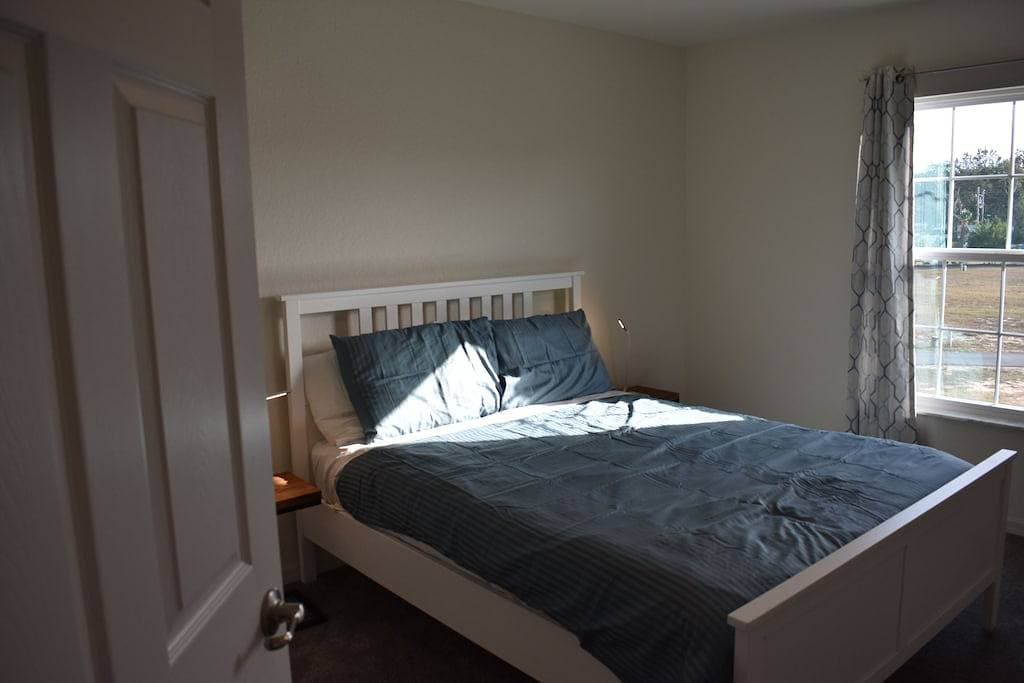 Foto 7 von 44: Ganz neu (November 2017) 3 Br, 2. 5 Ba Duplex Villa am Fluss Homosassa (160)