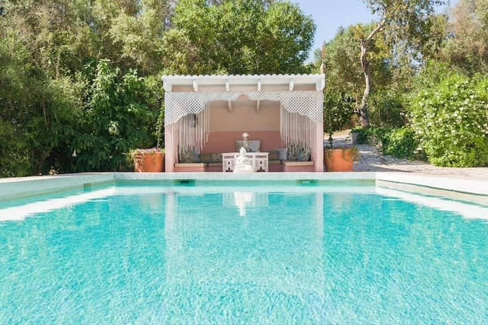 Foto 12 von 21: Casa Blanca, Ruhe, Pool, Garten, Grill