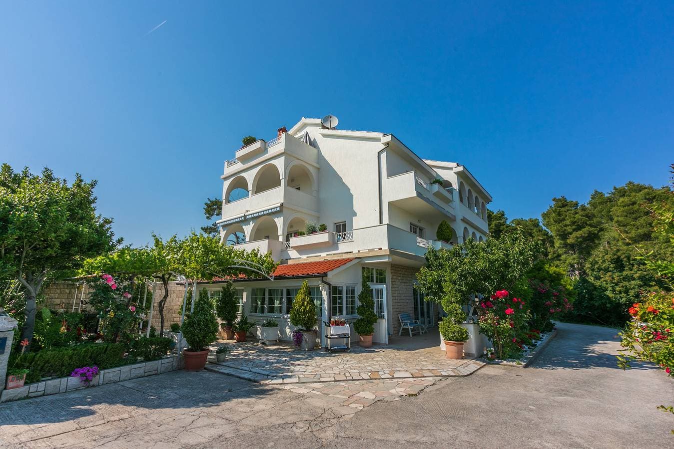 Apartments Vila Antula 1