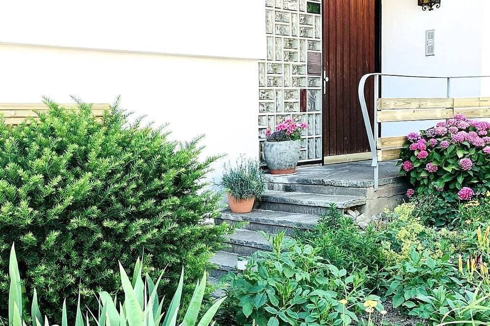 Foto 7 von 10: Gemütliche Wohnung mit See- und Bergblick nahe Bodensee