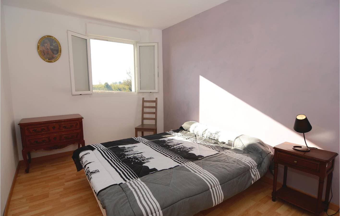 Foto 8 von 40: Rhone-Side Wohnung: AC, Pool, Parkplatz & WiFi!