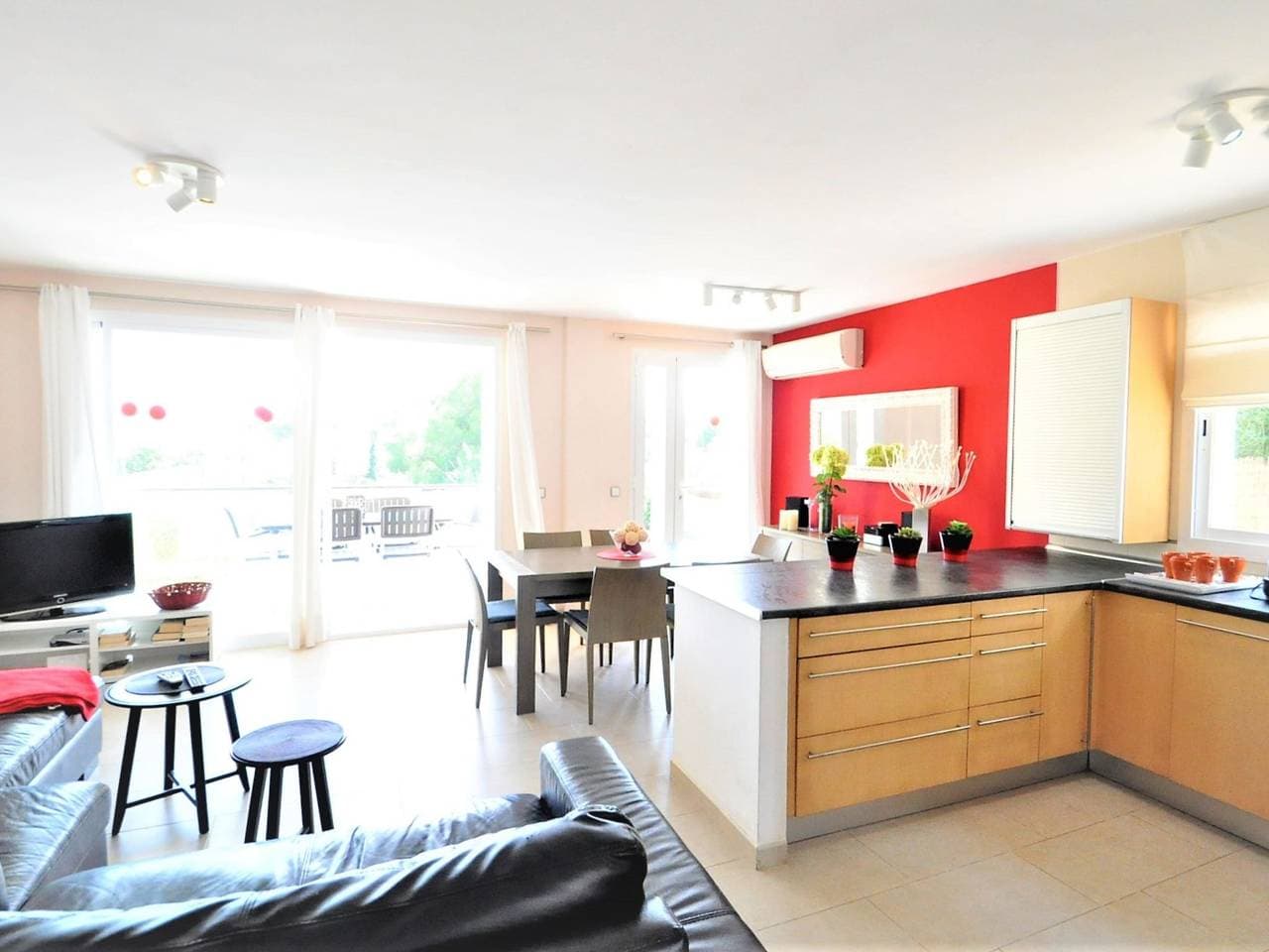 Foto 13 von 40: Preciosa villa con vistas al mar, piscina privada, aire acondicionado y wifi id