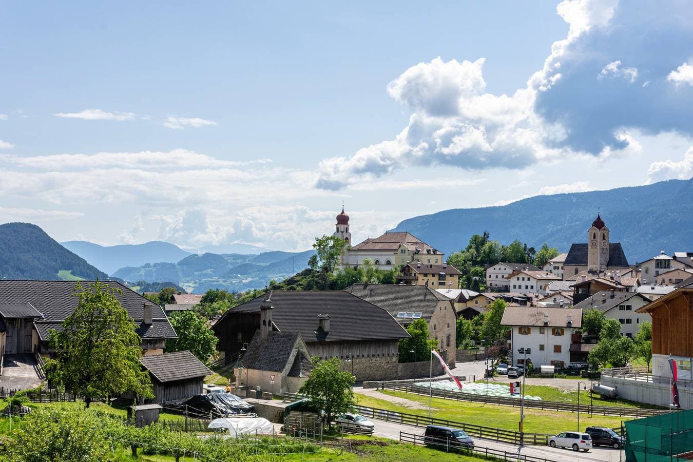 Foto 6 von 30: Ferienwohnung 'Rodererhof Lajen Apt Raschötz' mit Bergblick, Balkon und WLAN