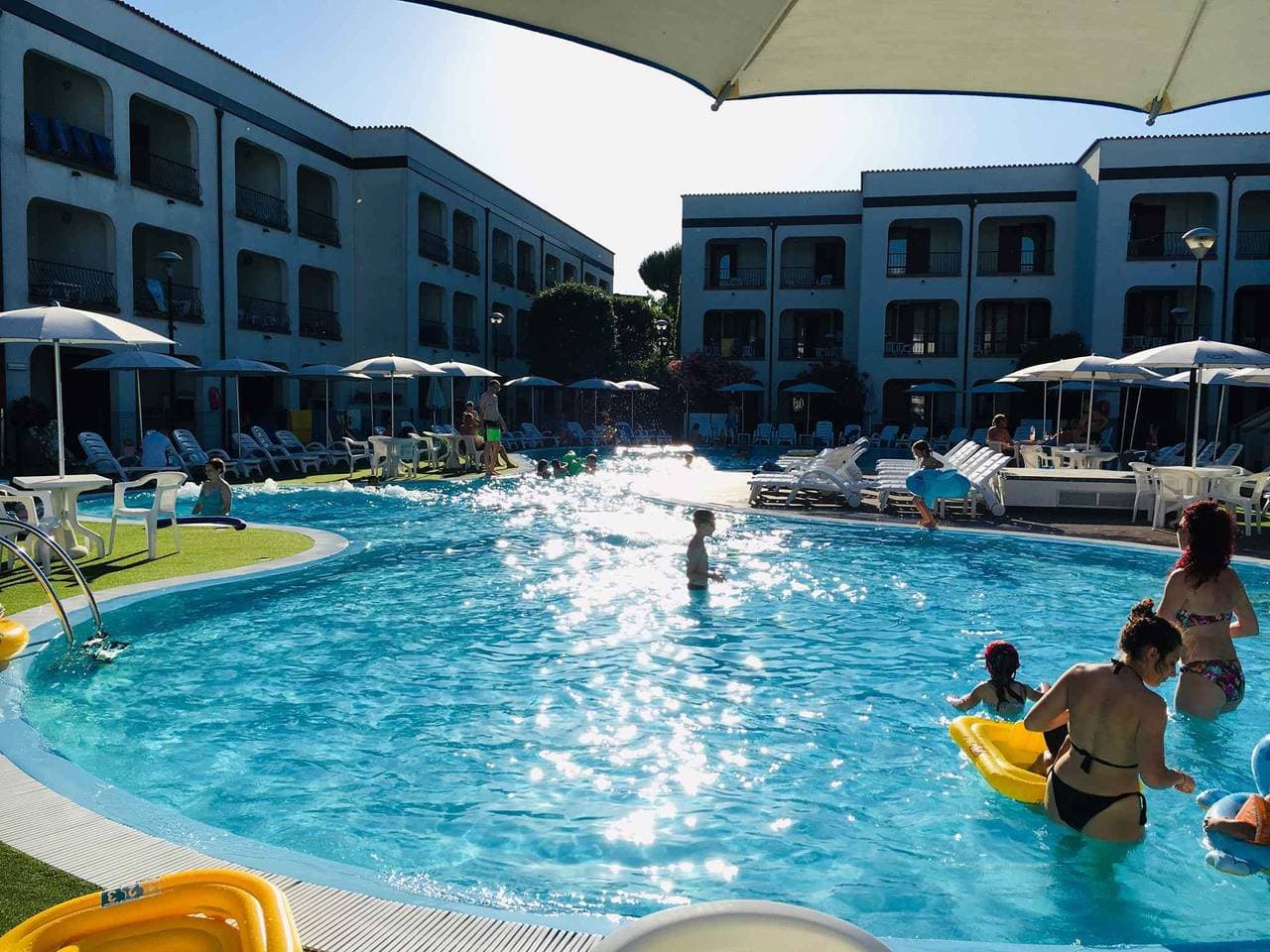 Foto 6 von 30: FerienWohnung mit Aussenpool
