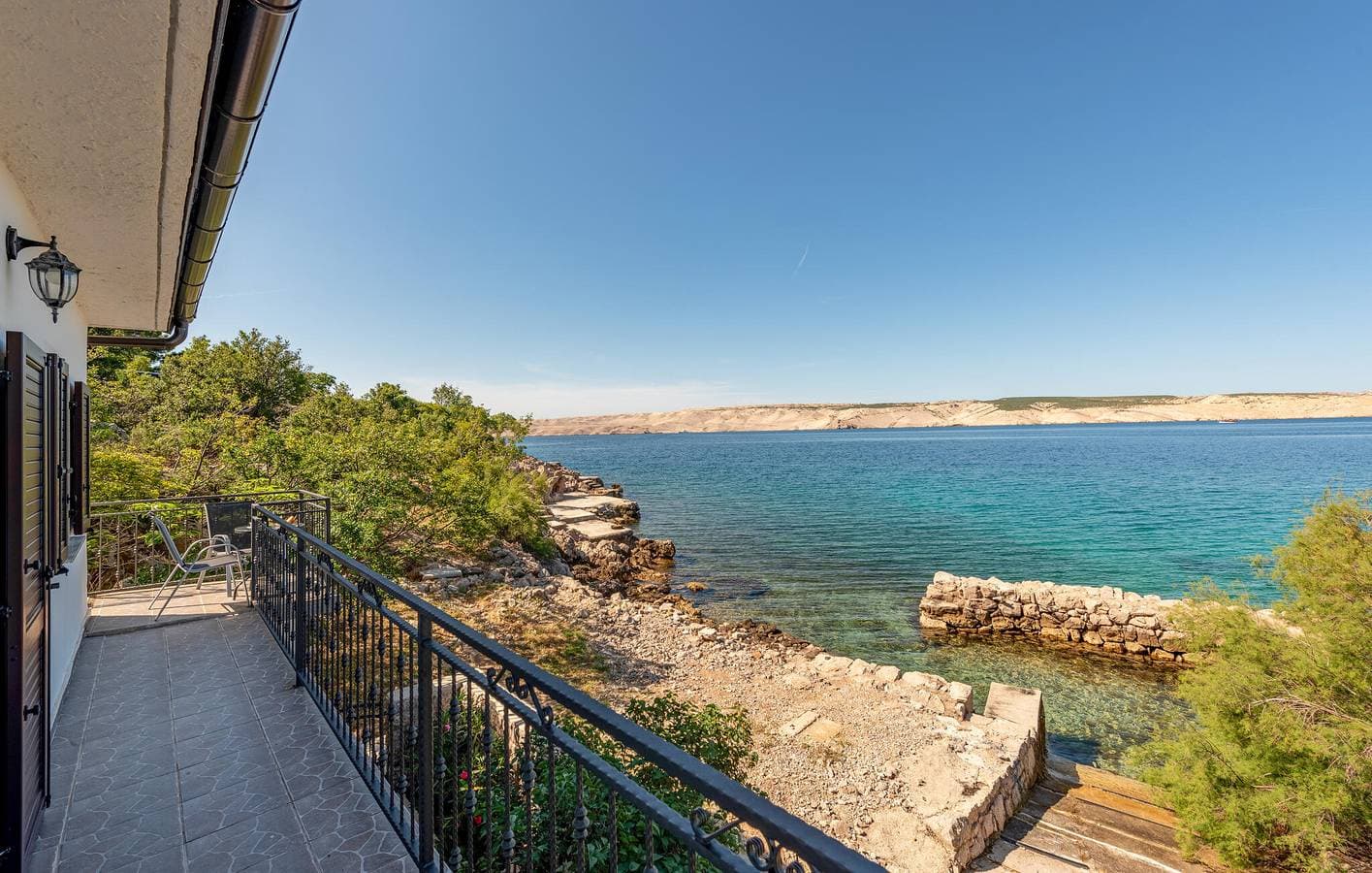 Foto 13 von 45: Urlaub am Meer: Apartment mit Meerblick, Terrasse, Parkplatz und WLAN