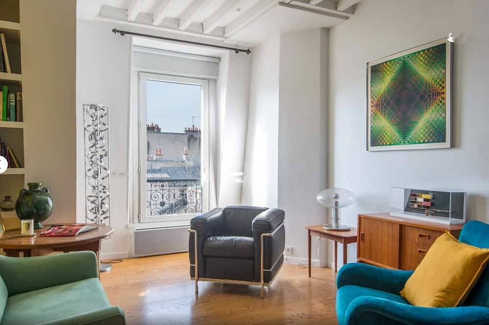 Charmante Wohnung im historischen Paris 1