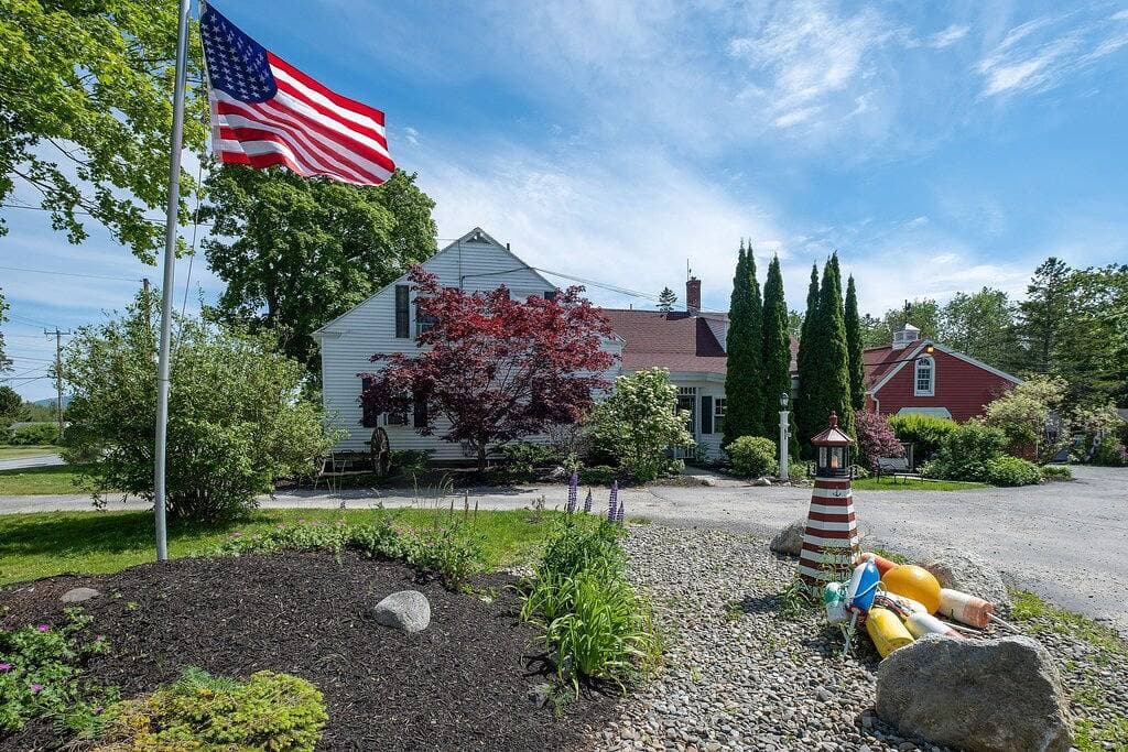 15 1Br Cottage Heart of Maine Open Hearth Inn 1