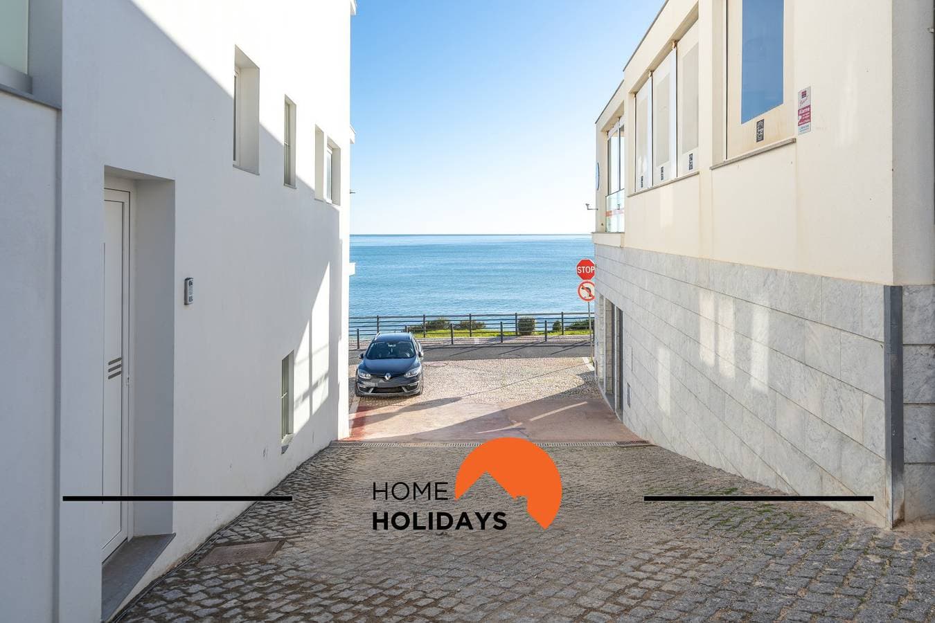 #259 Sea Street Apartment | Central & Bright 1