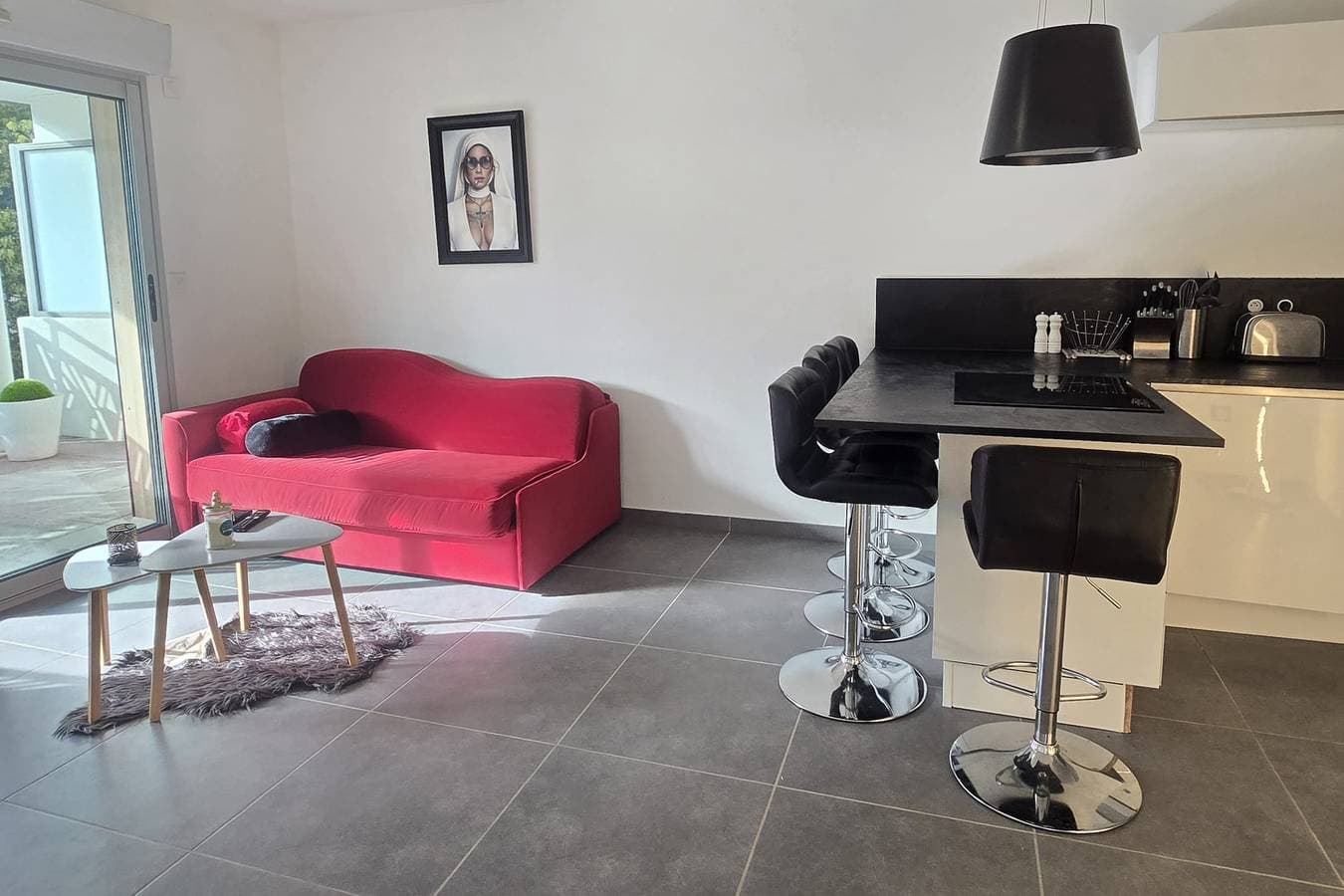Foto 2 von 11: Ferienwohnung für 4 Personen mit Pool