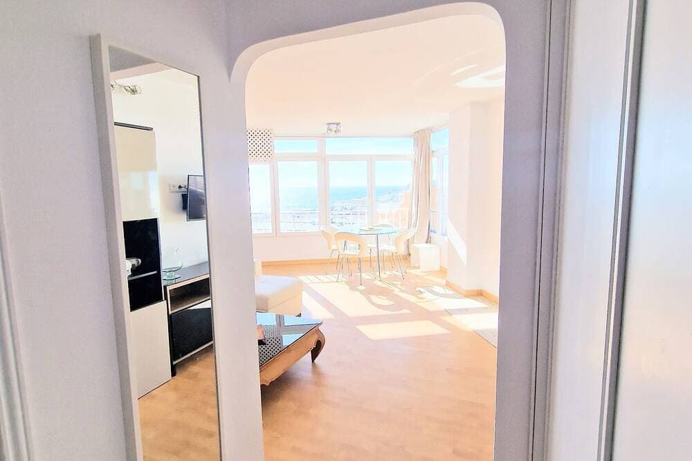 Foto 11 von 30: One Bedroom Beachside Apartment in La Cala De Mijas! The Perfect Location.