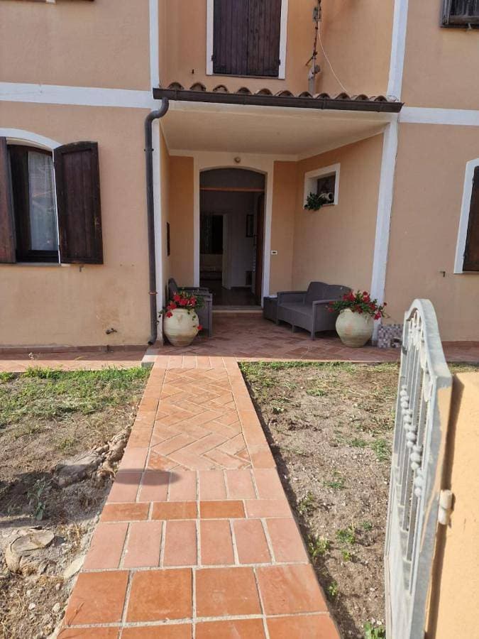 Claudia's House 1
