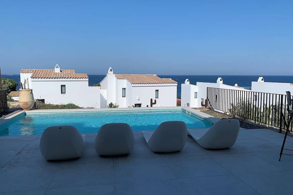 Foto 9 von 10: Cadaquès house with pool and sea view