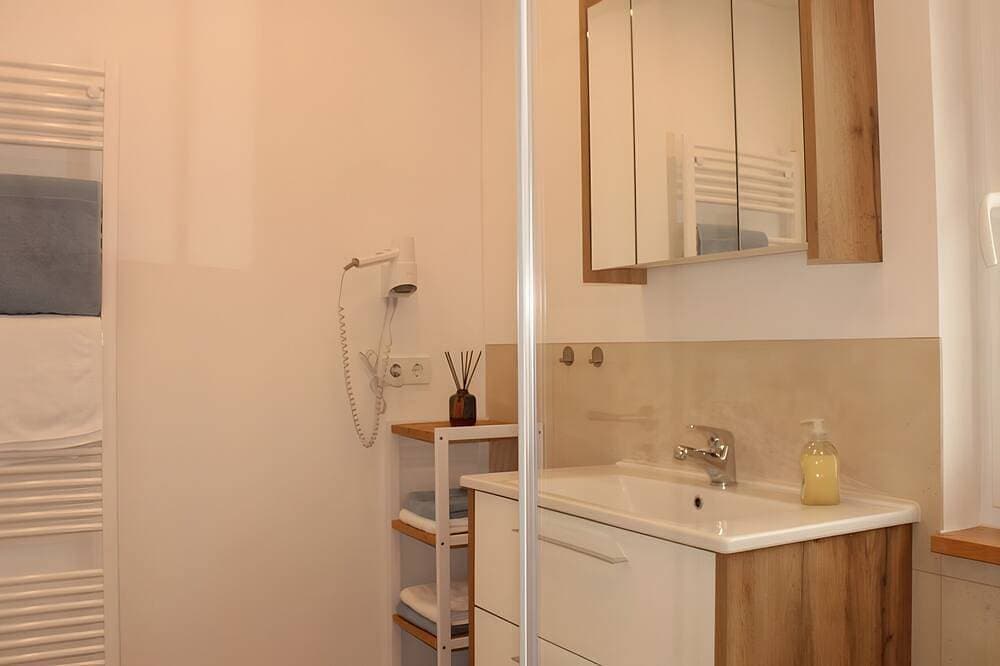 Foto 6 von 25: Ferienhaus am Mühlteich, Balkon & Terrasse
