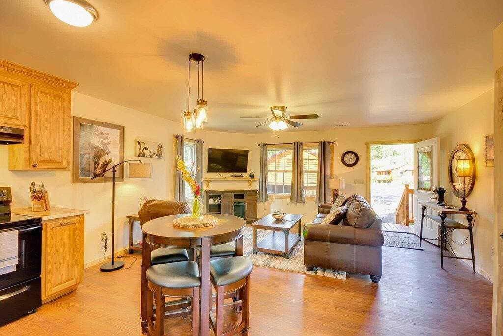 Foto 5 von 24: Neu! Hütte am Tuckasegee River-Mins nach Bryson City
