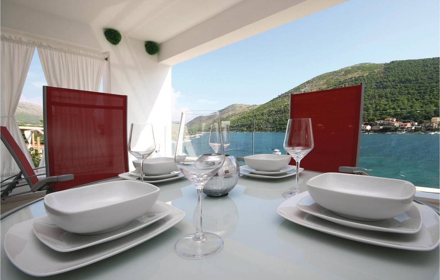 Foto 12 von 35: Gemütliche Ferienwohnung mit Meerblick, Terrasse, WLAN und Zugang zum Strand