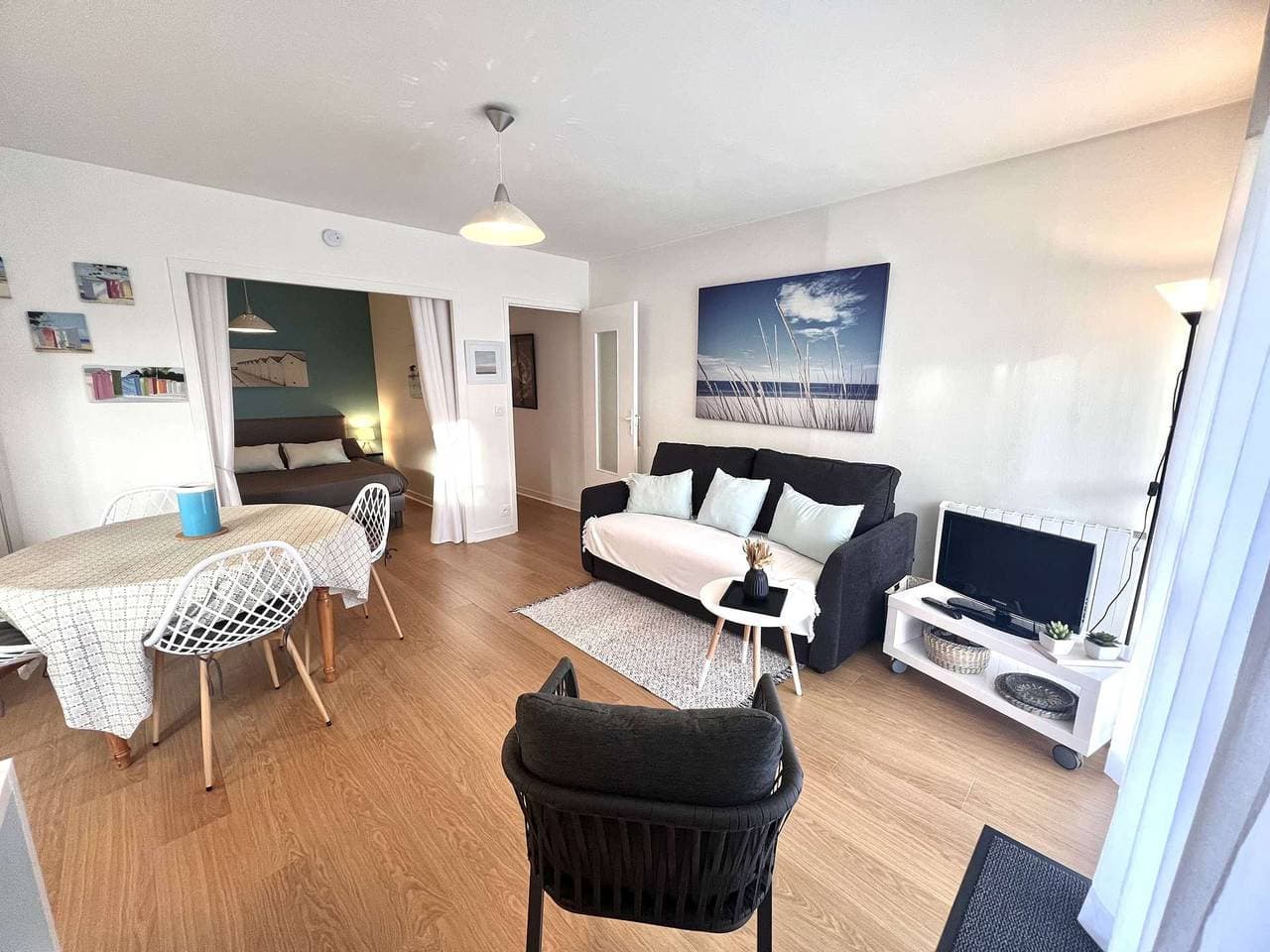 Foto 4 von 11: Ferienwohnung für 4 Personen mit Terrasse