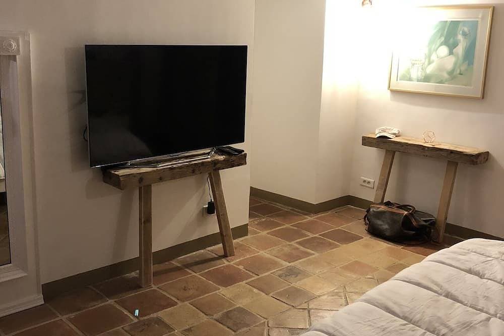 Foto 2 von 30: Exceptional And Rare, 15 km from Marseille, Be 3 km From Aubagne, Mas De Standing