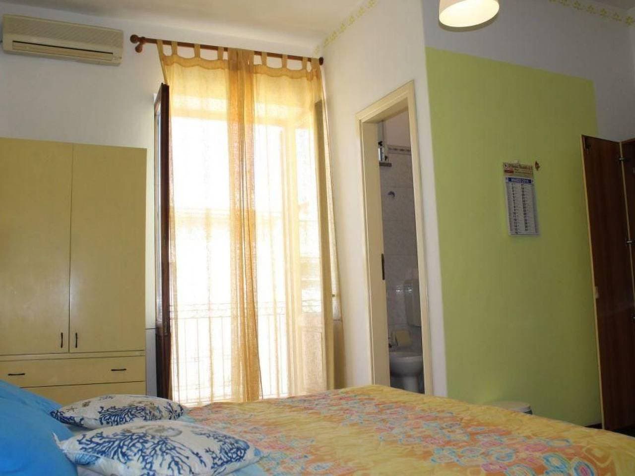 Foto 7 von 14: Ferienzimmer 'Bartolo' mit eigener Terrasse