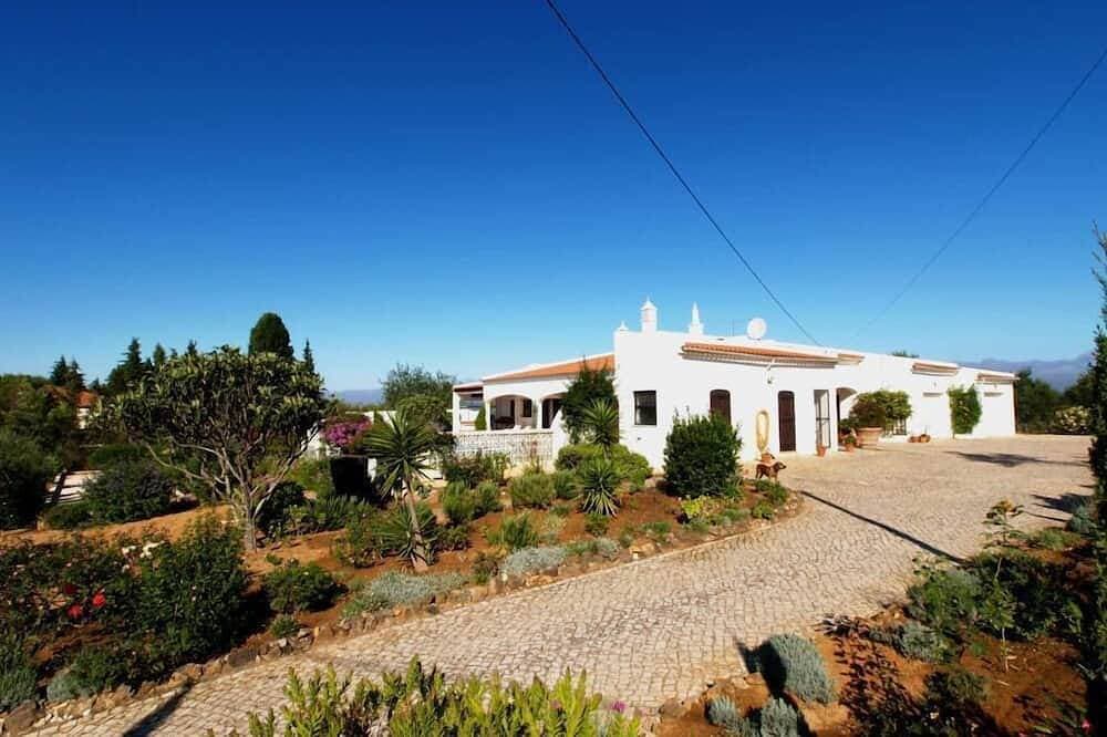 Foto 7 von 30: Villa (eingezäuntes Grundstück von 1 ha - ruhige Lage)