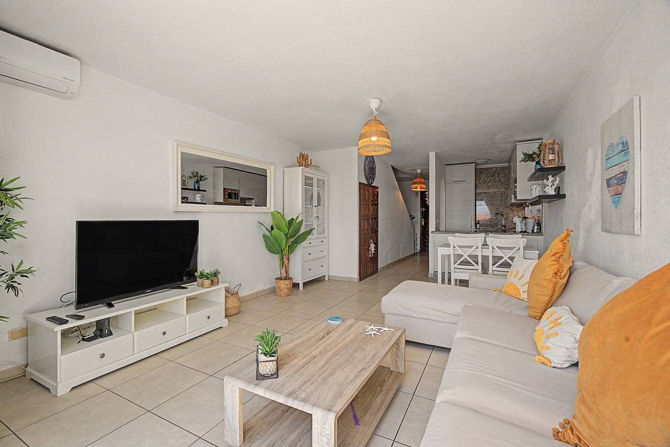 Foto 7 von 39: Ferienwohnung 'With Beautiful Ocean View' mit Meerblick, WLAN und Klimaanlage