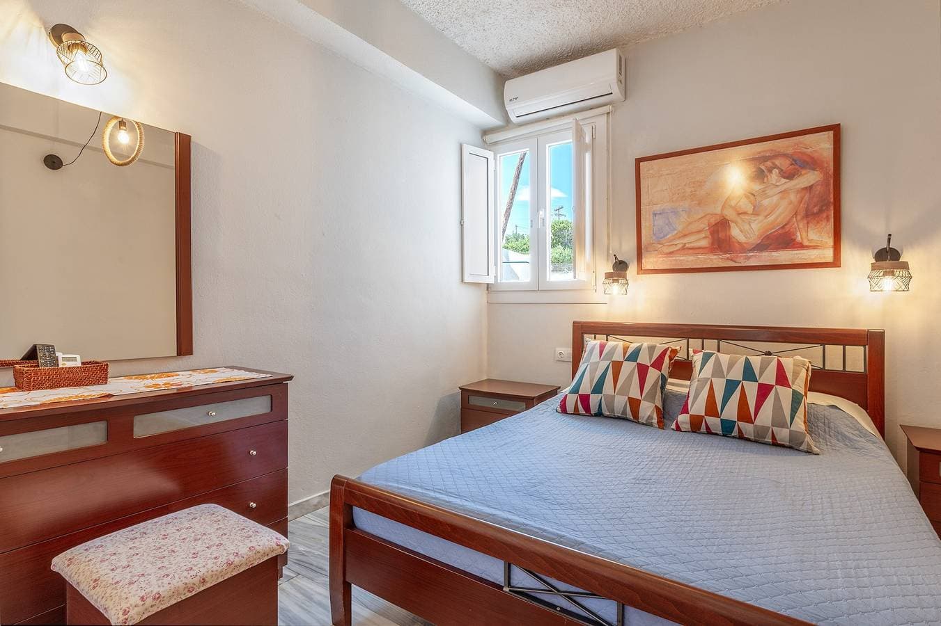 Foto 8 von 22: Ferienhaus 'Porto Galini Tinos Triantaros 104' mit Privatterrasse, WLAN und Klimaanlage