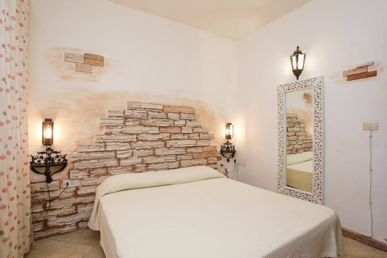 Foto 2 von 25: Ferienhaus "mirtagru Casa dell'Olivastro" mit privater Terrasse und WLAN