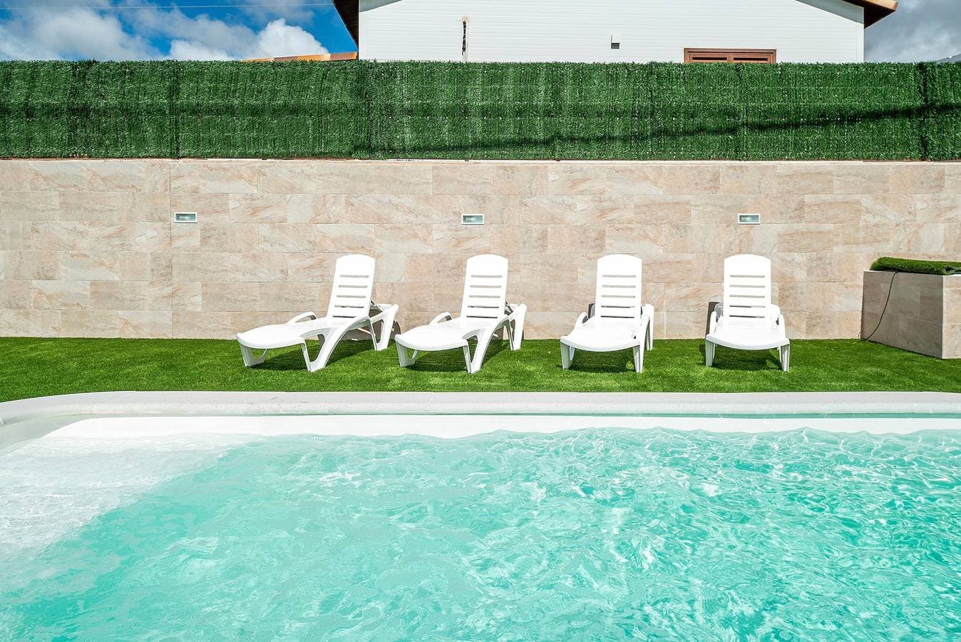 Foto 2 von 28: Ferienhaus 'Casa La Teja 2' mit Pool und WLAN