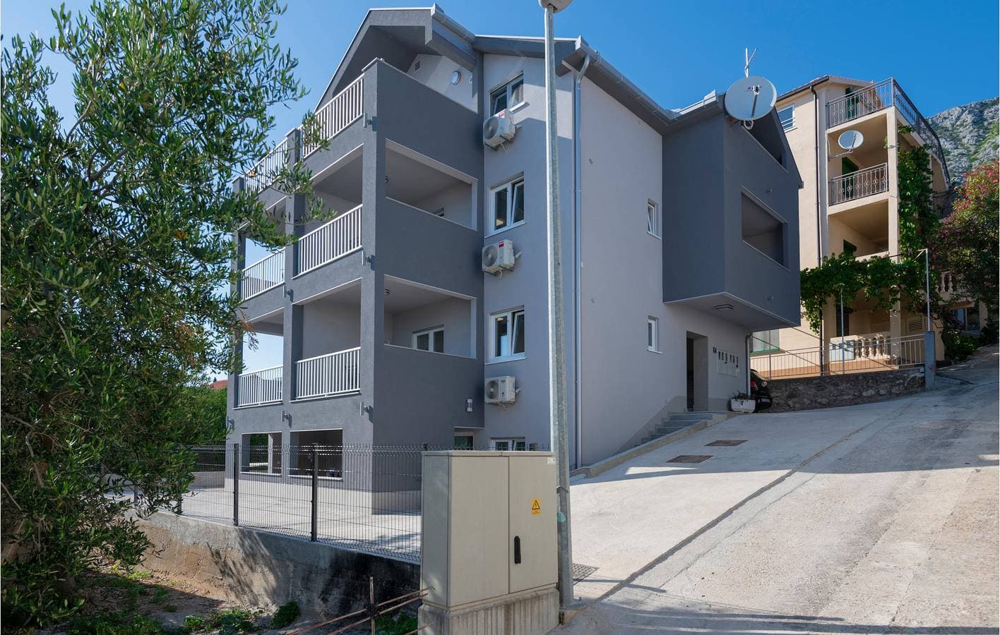 Foto 2 von 34: Gemütliche Ferienwohnung mit Terrasse in der Nähe der Küste und des Stadtzentrums