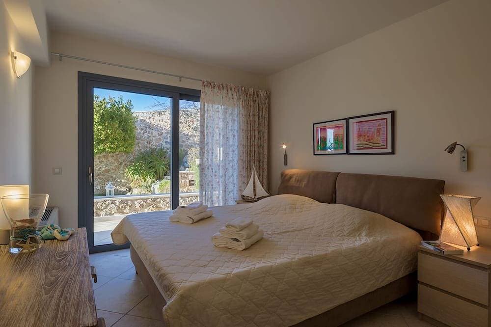 Foto 3 von 19: Abgelegene, wunderschöne Villa mit privatem Pool und Tennisplatz